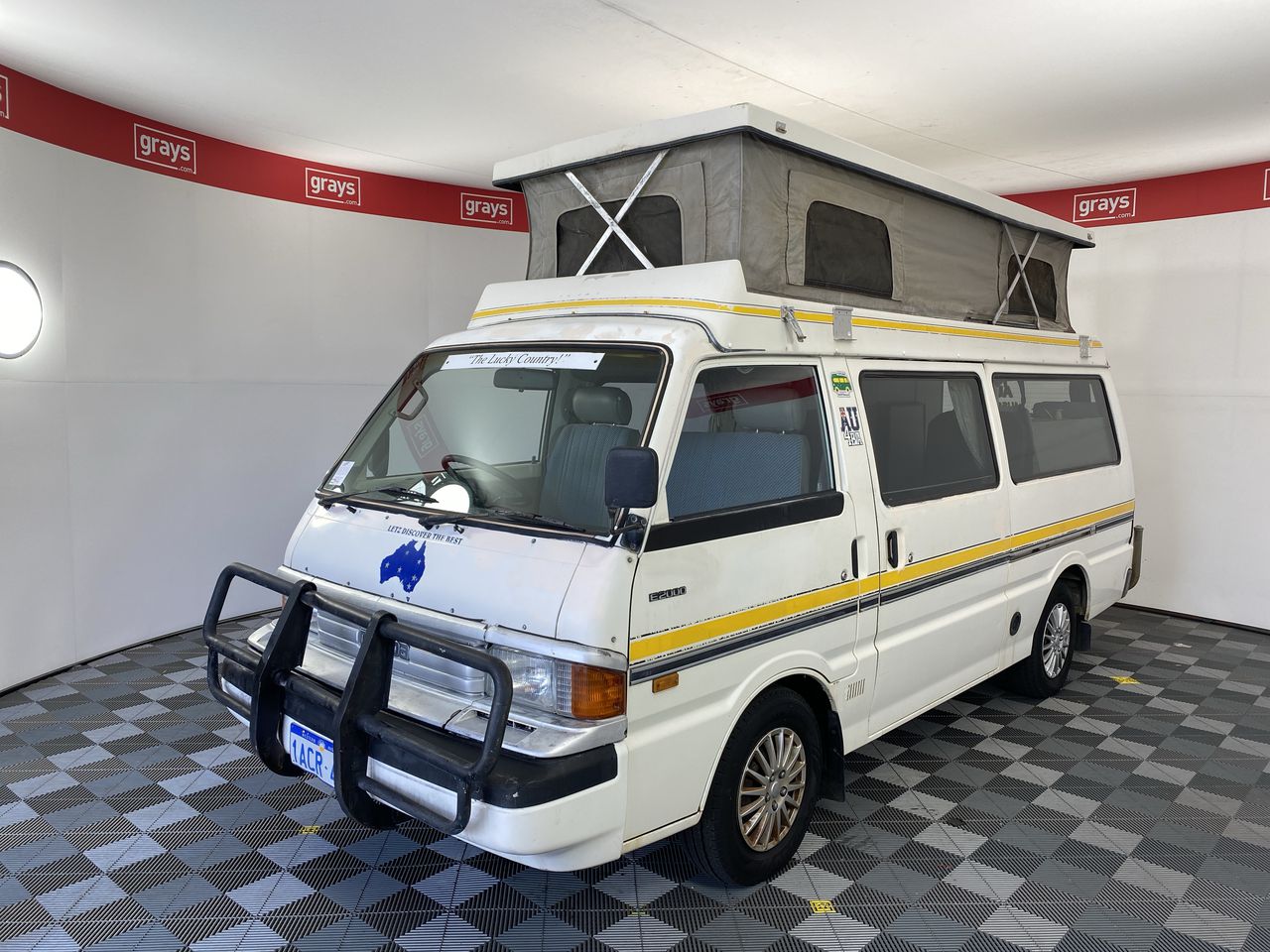 Mazda e2000 hot sale van