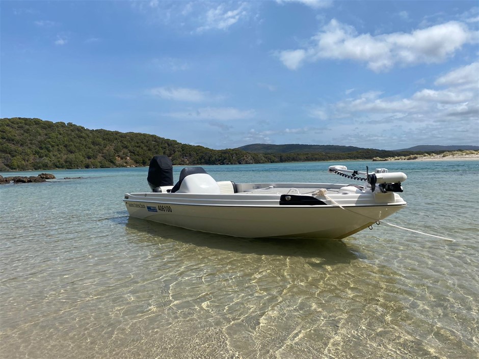 ROSS LAMOTTE 5.2M FLATS BOAT Auction (000170010116) Grays Australia