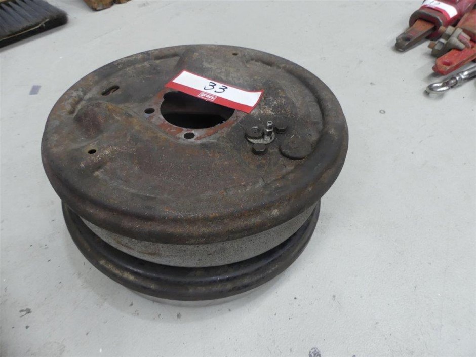 2x Holden Drum Brakes Auction (00333021715) Grays Australia