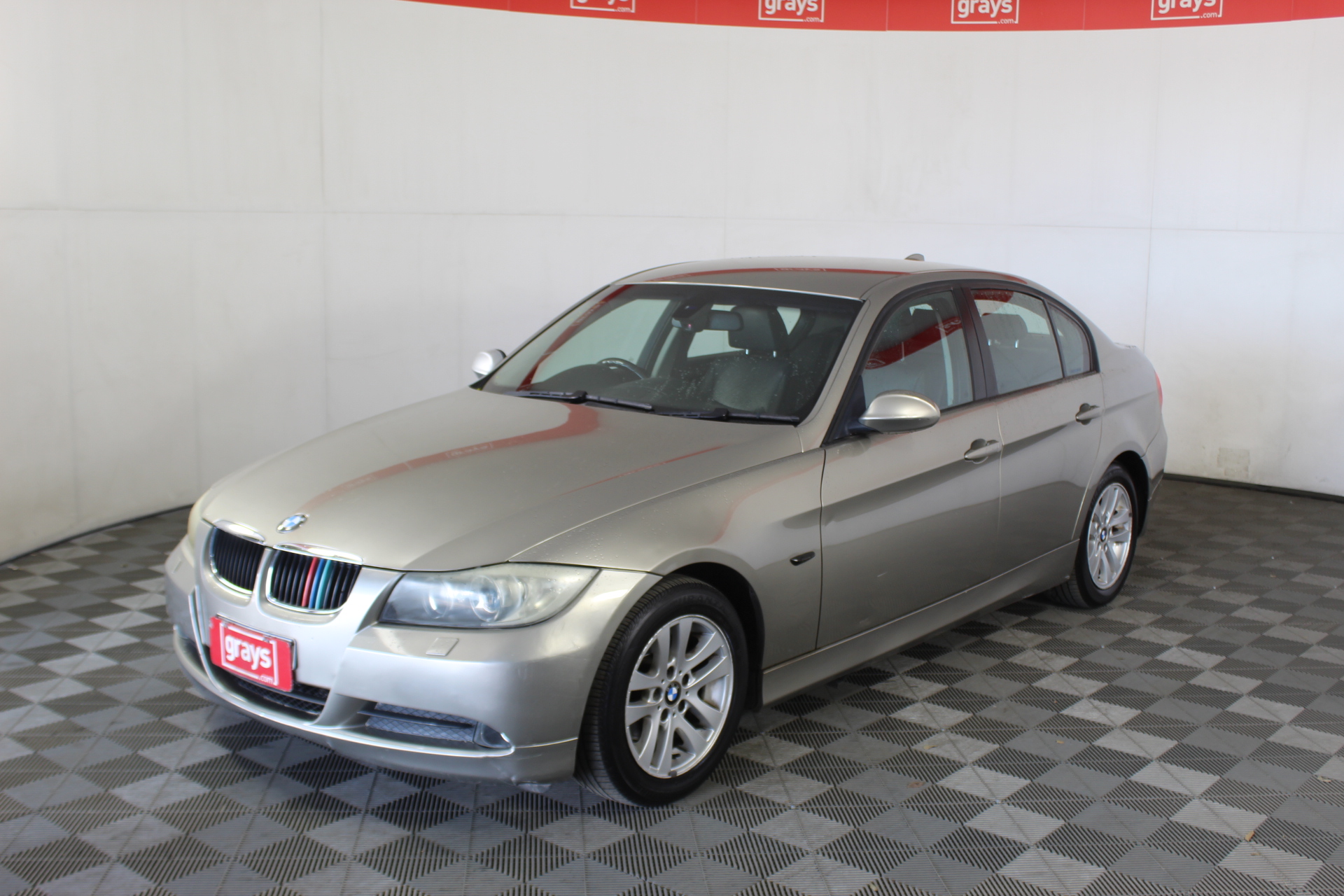 2008 BMW 3 Series 320i LUMINANCE E90 Automatic Sedan Auction (0001 ...