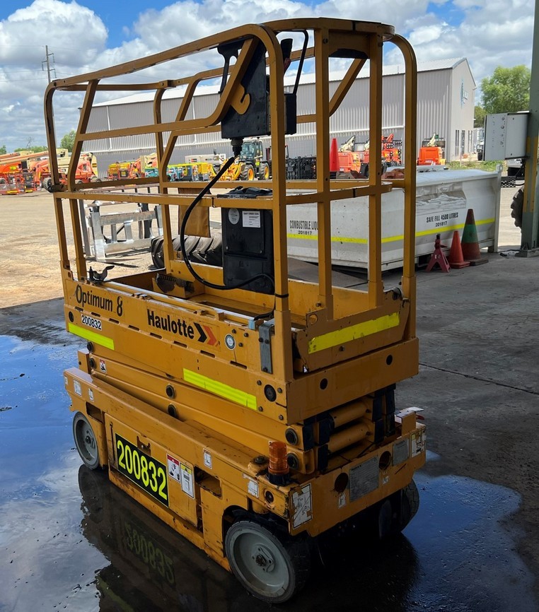 2012 Haulotte Optimum 8 Scissor Lift - 19ft (5.7m) - Electric (Emerald ...