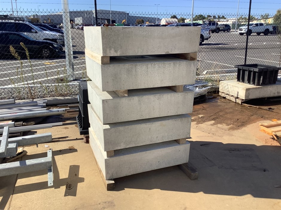 5 x Concrete Shrouds Auction (0329-9030983) | Grays Australia