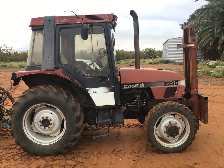 Case 3230 Tractor Auction (00758014931) Grays Australia