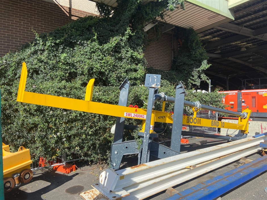 EOI: Concrete Boom & Muck Bin