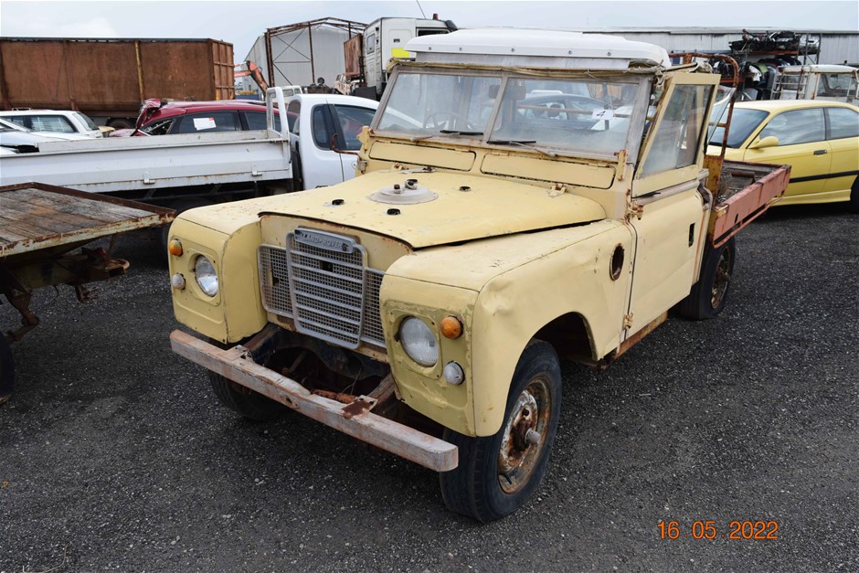 Early Series Land Rover 4WD LWB UTE Auction (00049031693) Grays Australia