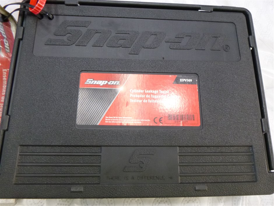 Snap on cylinder on sale leakage tester