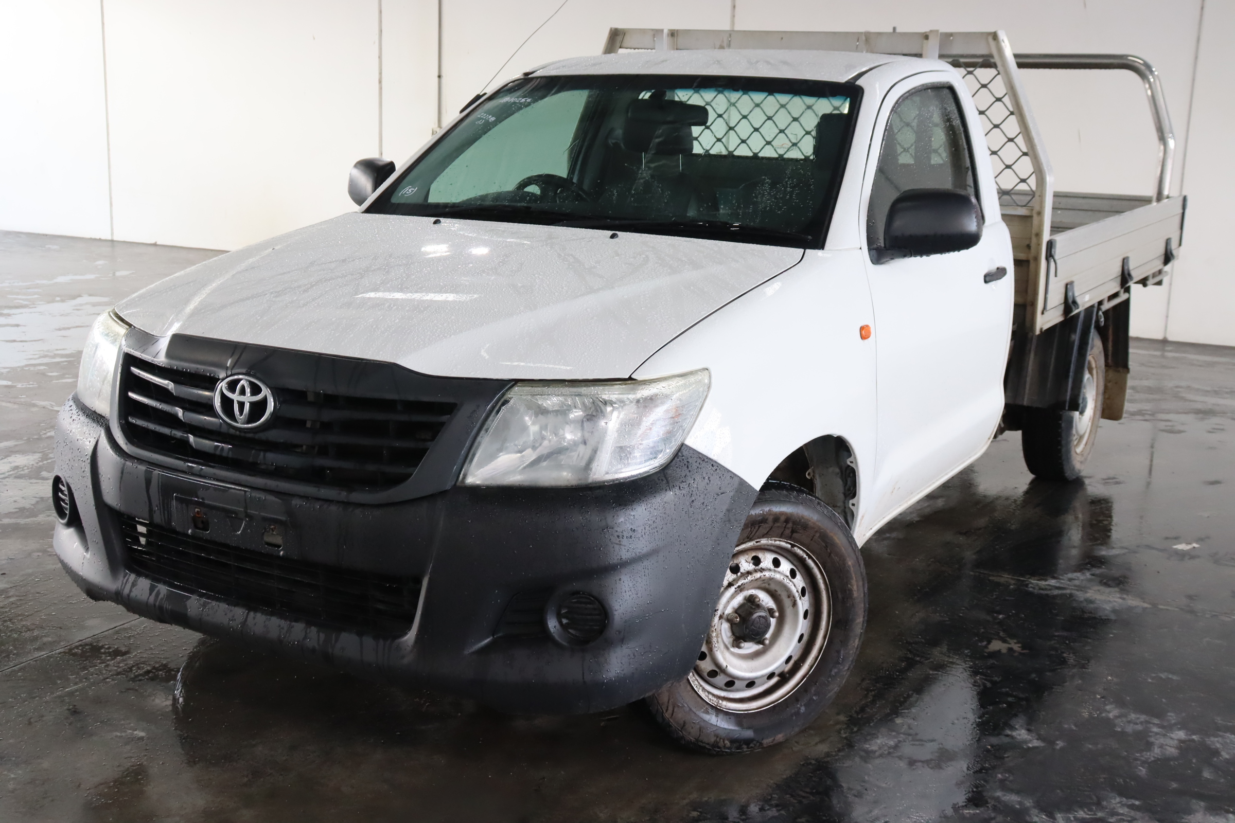 2014 Toyota Hilux 4X2 WORKMATE TGN16R Manual Cab Chassis Auction (0001 ...