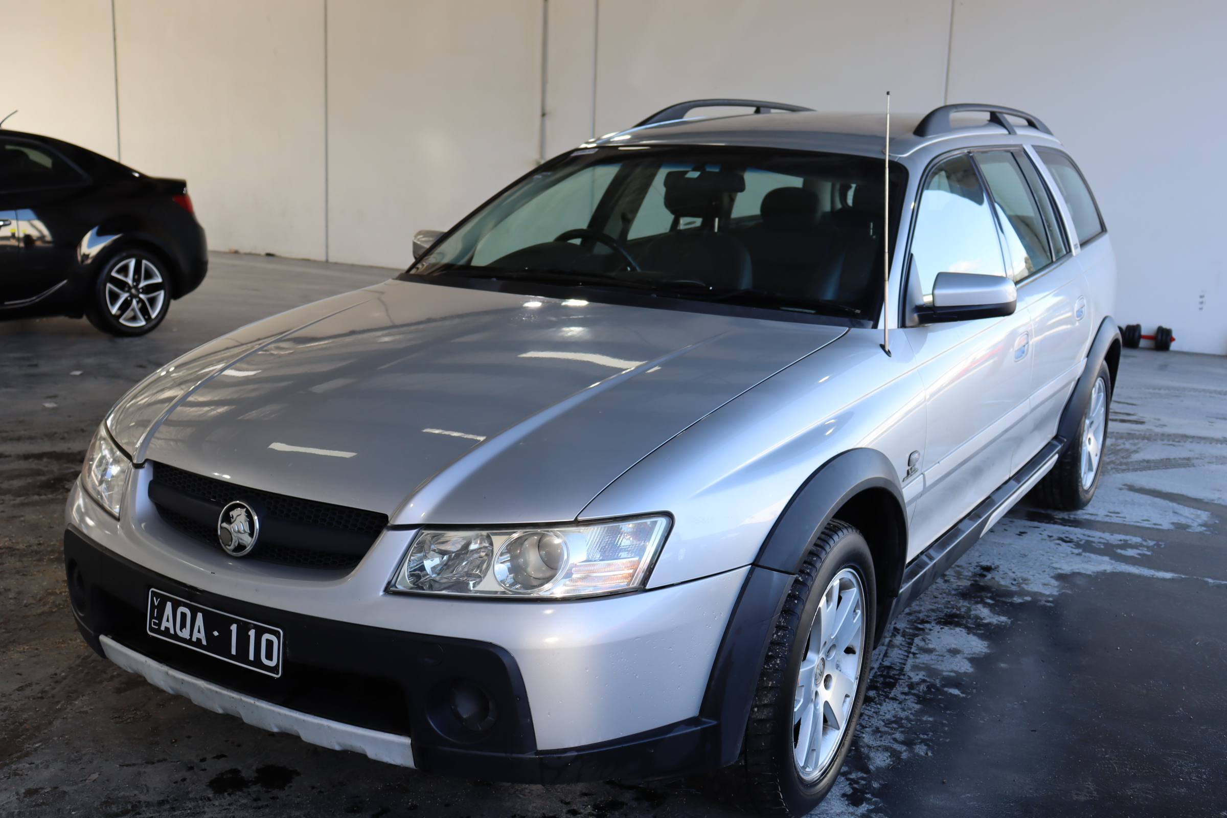 2005 Holden Adventra CX6 VZ Automatic Wagon Auction (000120055624