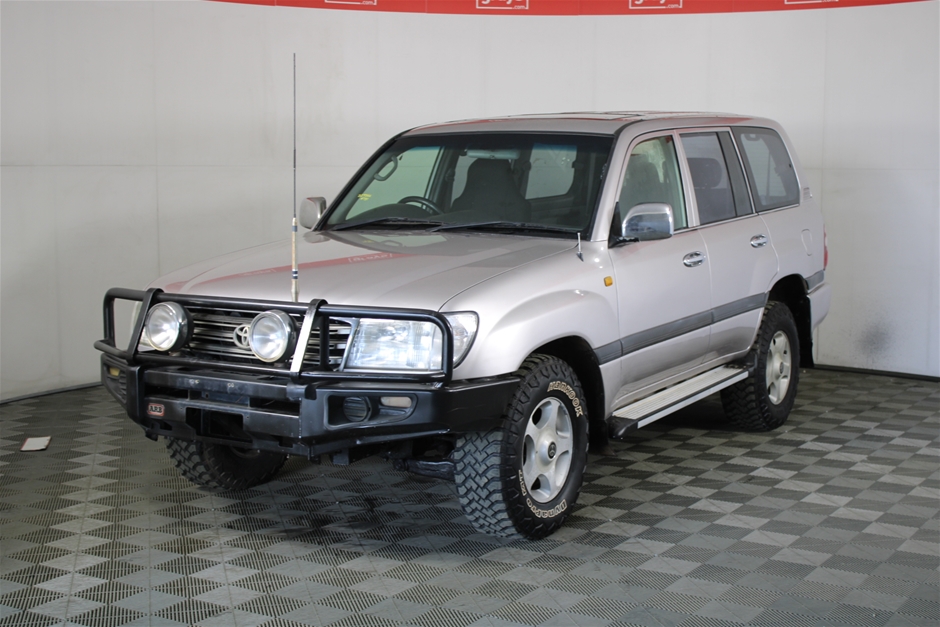 2004 Toyota Landcruiser GXL (4x4) HDJ100R Turbo Diesel Manual Wagon ...