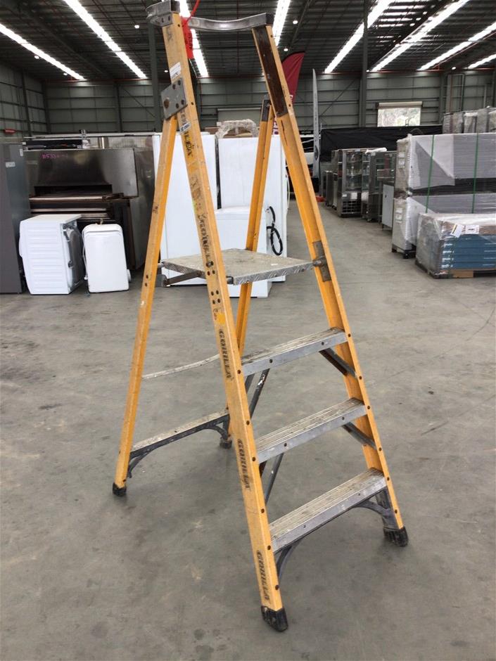 Gorilla 1200mm Platform Ladder Auction (0036-3022992) | Grays Australia