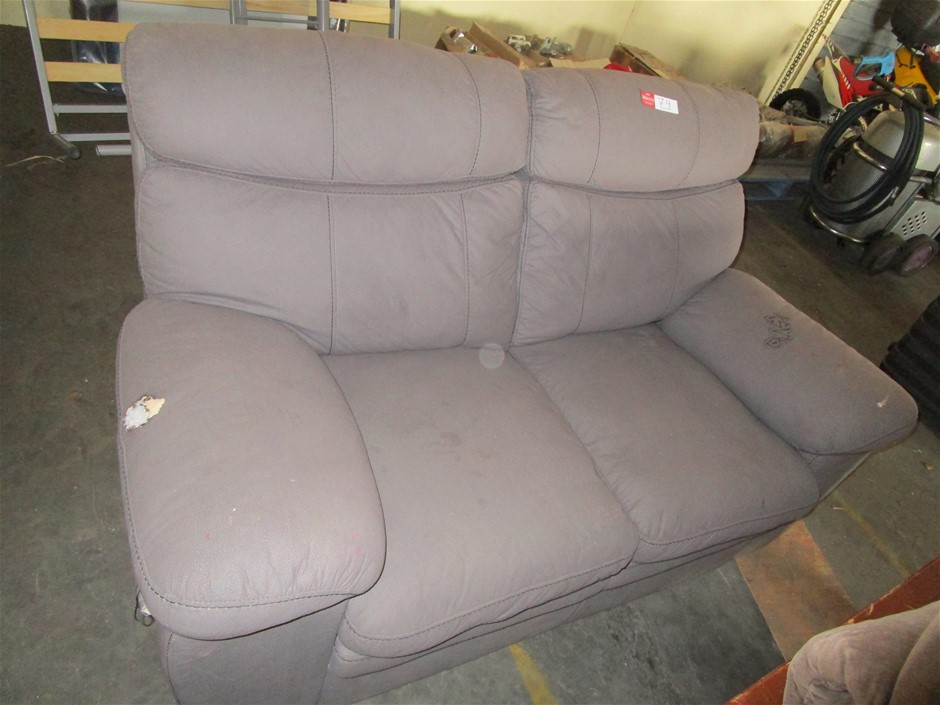 2seater Couch Auction (00747040500) Grays Australia