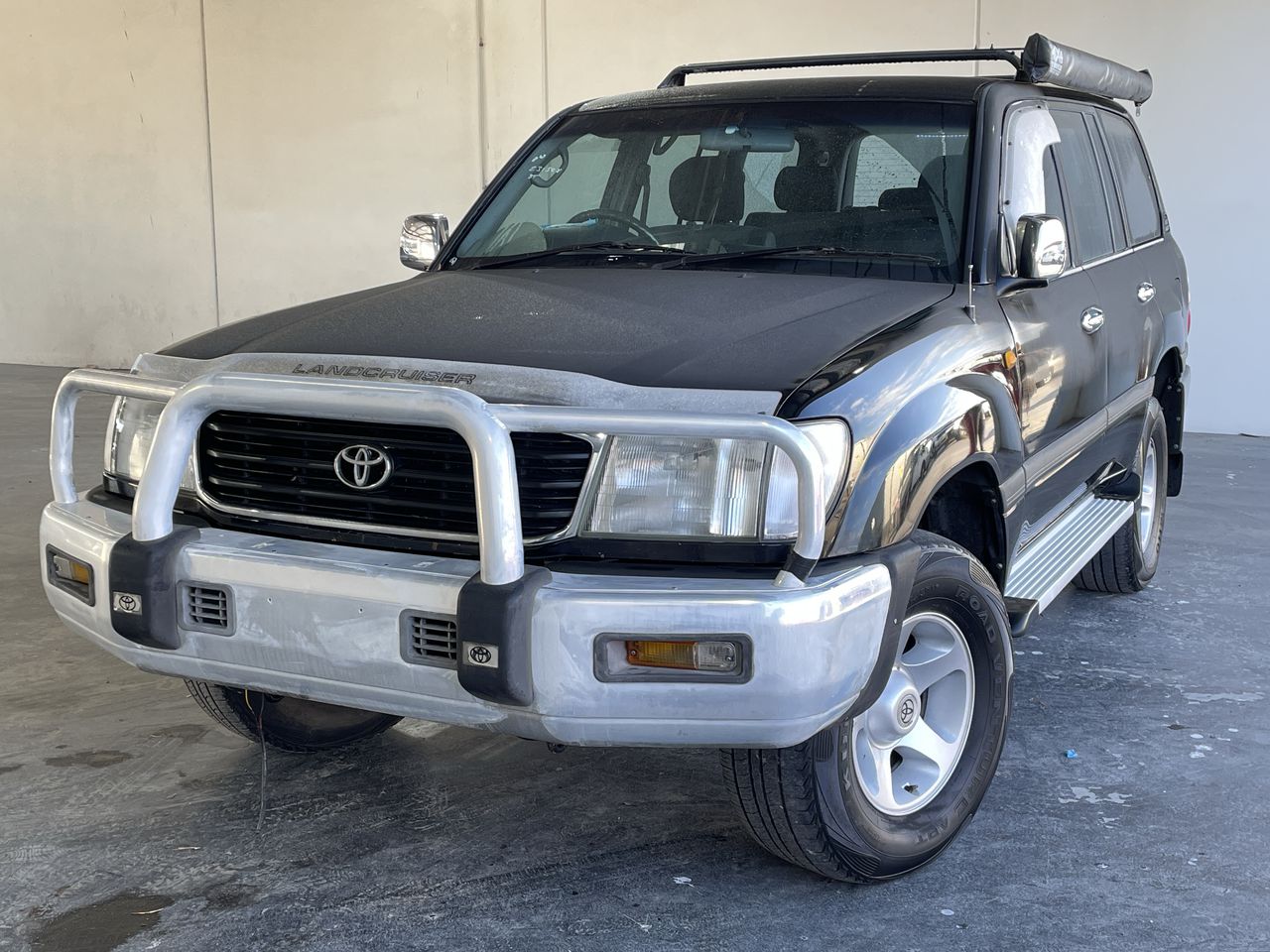 1998 Toyota Landcruiser GXL (4x4) HZJ105R Manual 8 Seats Wagon Auction ...