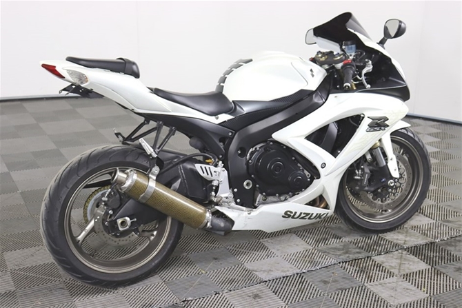 2009 Suzuki GSXR 600 2 Seater Motorcycle (WOVR - Repairable Write