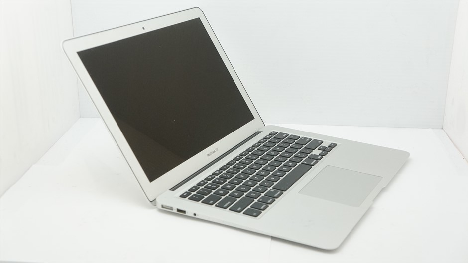 Apple MacBooks & iPads
