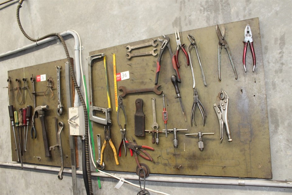Assorted Hand Tools Auction (00365050158) Grays Australia