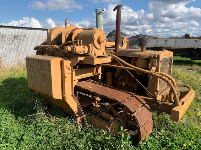 Bull Dozer Pipe Layer, Caterpillar D4 Auction (0064-5053576) | Grays ...
