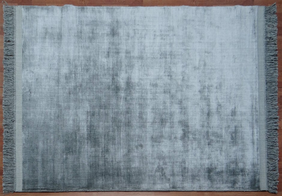 Melissa Rug Colour: Grey - Size (200x290cm) Auction (2933-2186577 ...