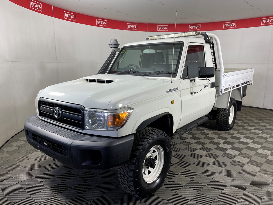 2016 Toyota Landcruiser Workmate VDJ79R Turbo Diesel Manual Cab Chassis ...