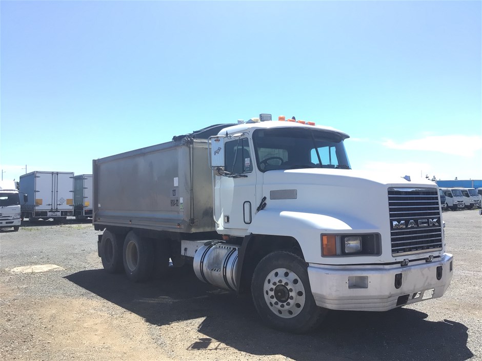 1994 Mack Tipper Truck & 2006 Mack Trident Prime Mover Truck