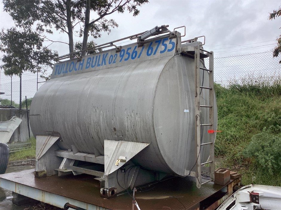 Double Chamber Tank - 11,000L Auction (0004-3023650) | Grays Australia