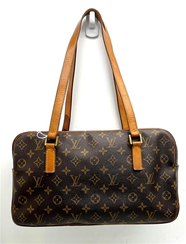 Sold at Auction: Louis Vuitton, LOUIS VUITTON VINTAGE shoulder bag