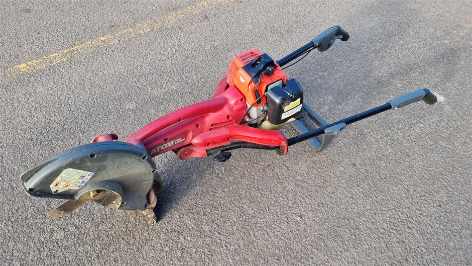Atom 581 Edger (EDG02) Auction (00113023742) Grays Australia