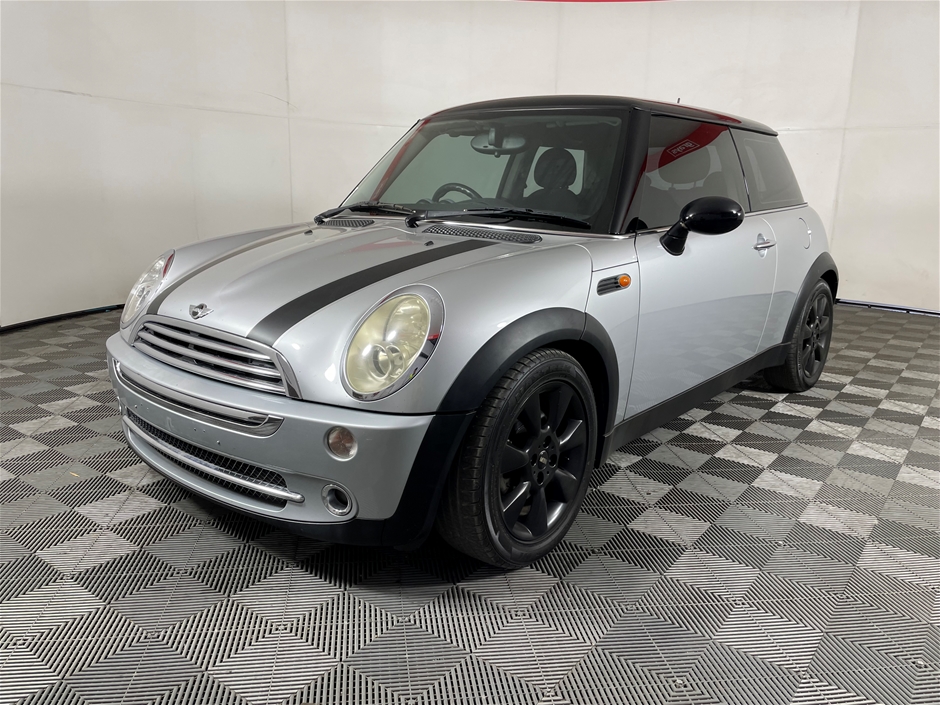 2005 Mini Cooper Manual Hatchback Auction (000150081526) Grays Australia