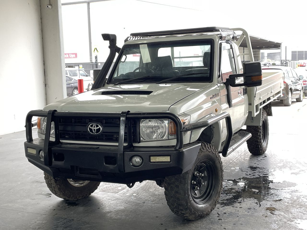 2016 Toyota Landcruiser Workmate VDJ79R Turbo Diesel Manual Cab Chassis ...