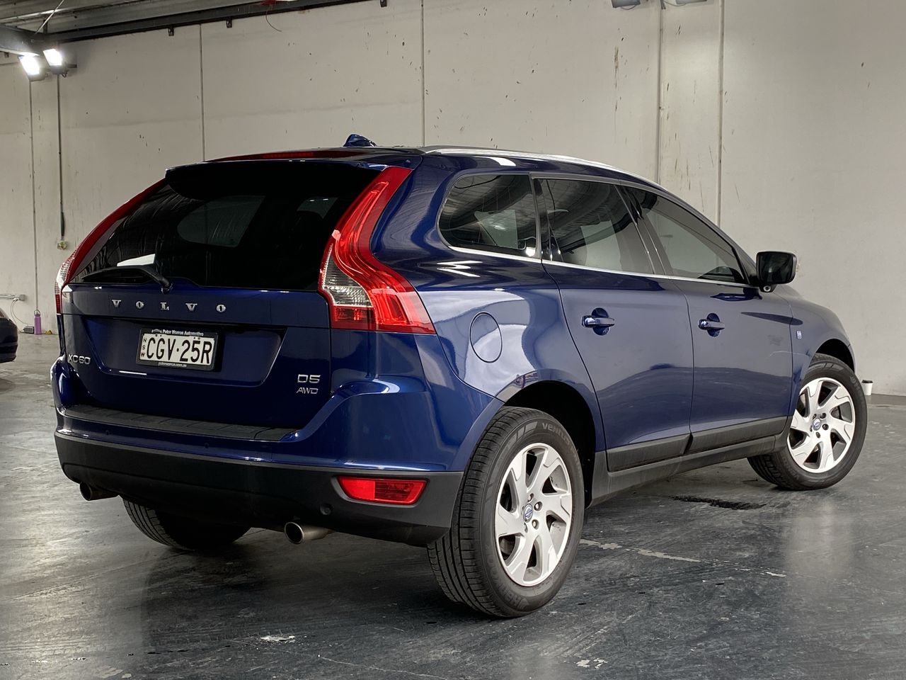 2015 Ocean Race Blue Volvo XC60