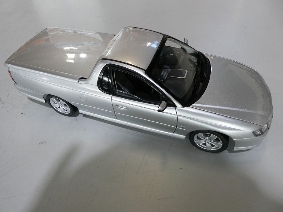 Holden “Lightning Strike Silver” Ute 1/18 Scale Model Car, Holden