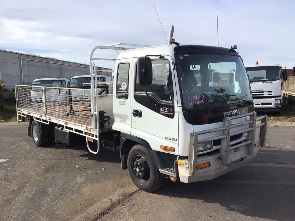 2000 Isuzu FRR 550 Long (4 x 2) Tray Body Truck Auction (0003-3024344 ...