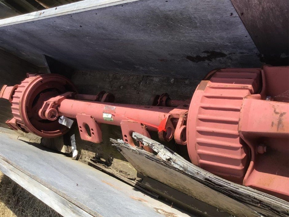 Spicer Non Drive Axle Assembly Auction (01963023772) Grays Australia