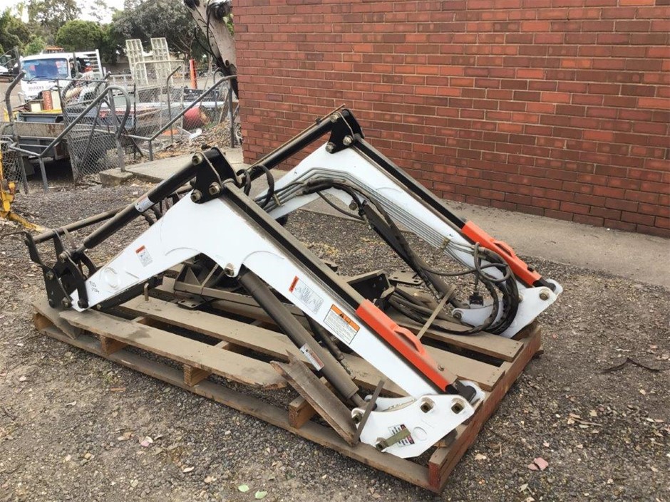 Front End Loader for CT4XX Series Tractor Auction (00623023772