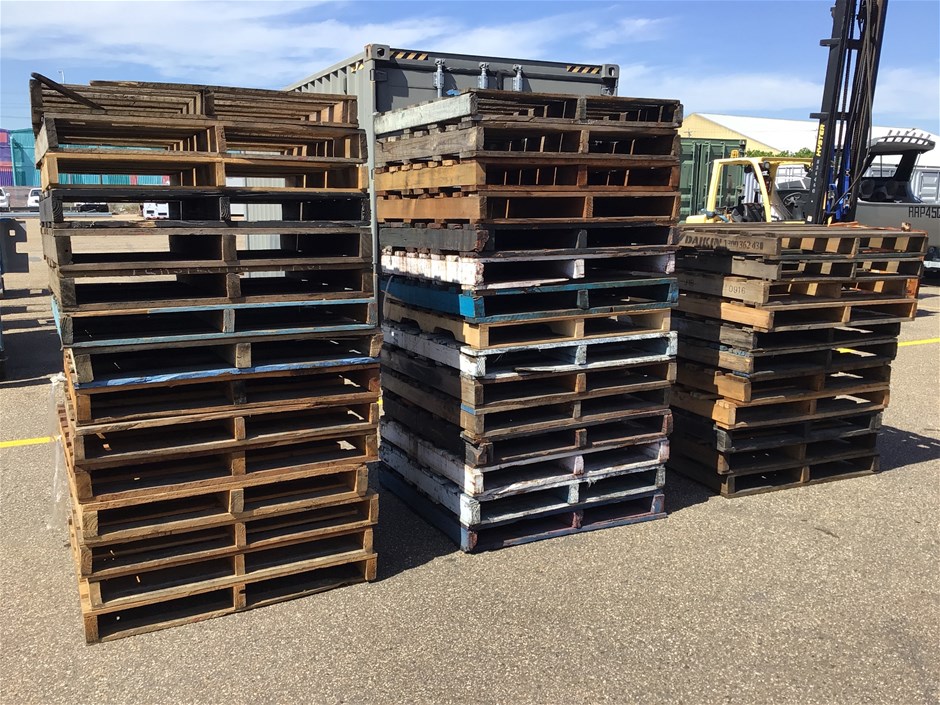 Qty. Timber Pallets Auction (00467042669) Grays Australia