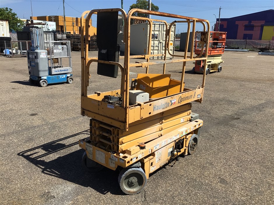 Genie, JLG, Haulotte Scissor Lifts & Pan Brake