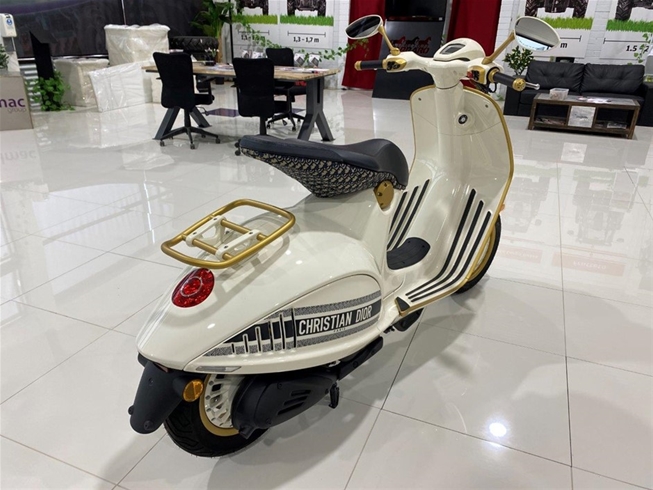 Vespa collaborates with Christian Dior on a 946 scooter