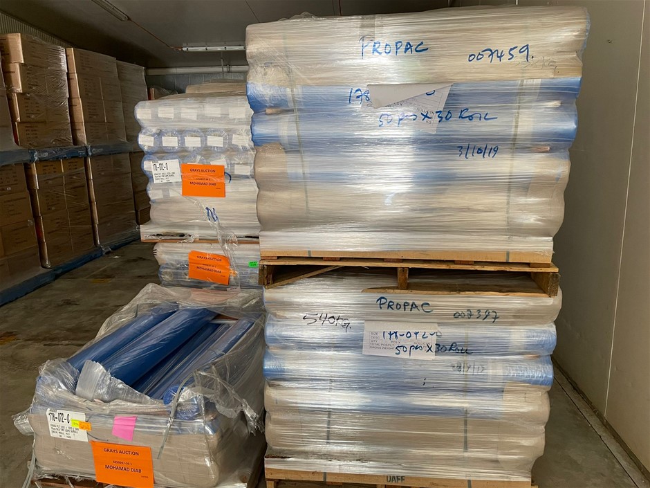 Unreserved Gusset Pallet Bags & Automatic Soap Dispenser