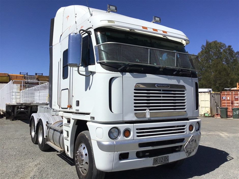 2004 Freightliner Argosy FLH 6 x 4 Prime Mover Truck