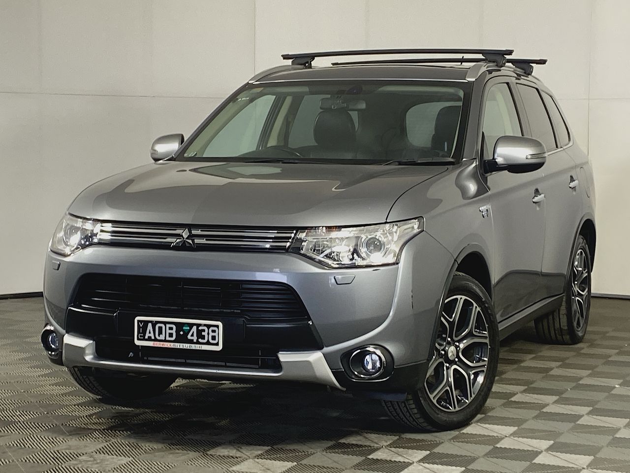 2015 Mitsubishi Outlander ASPIRE PHEV 4WD ZJ Direct Drive 7 Seats Wagon ...
