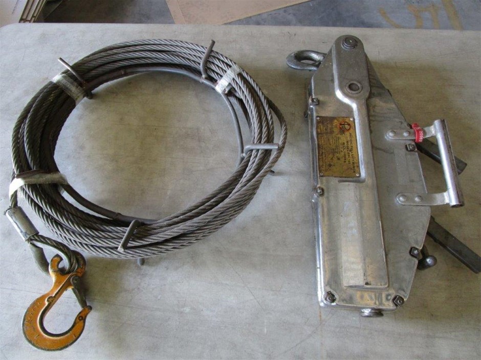 Lever Winch/Creeper Auction (0017-7042897) | Grays Australia