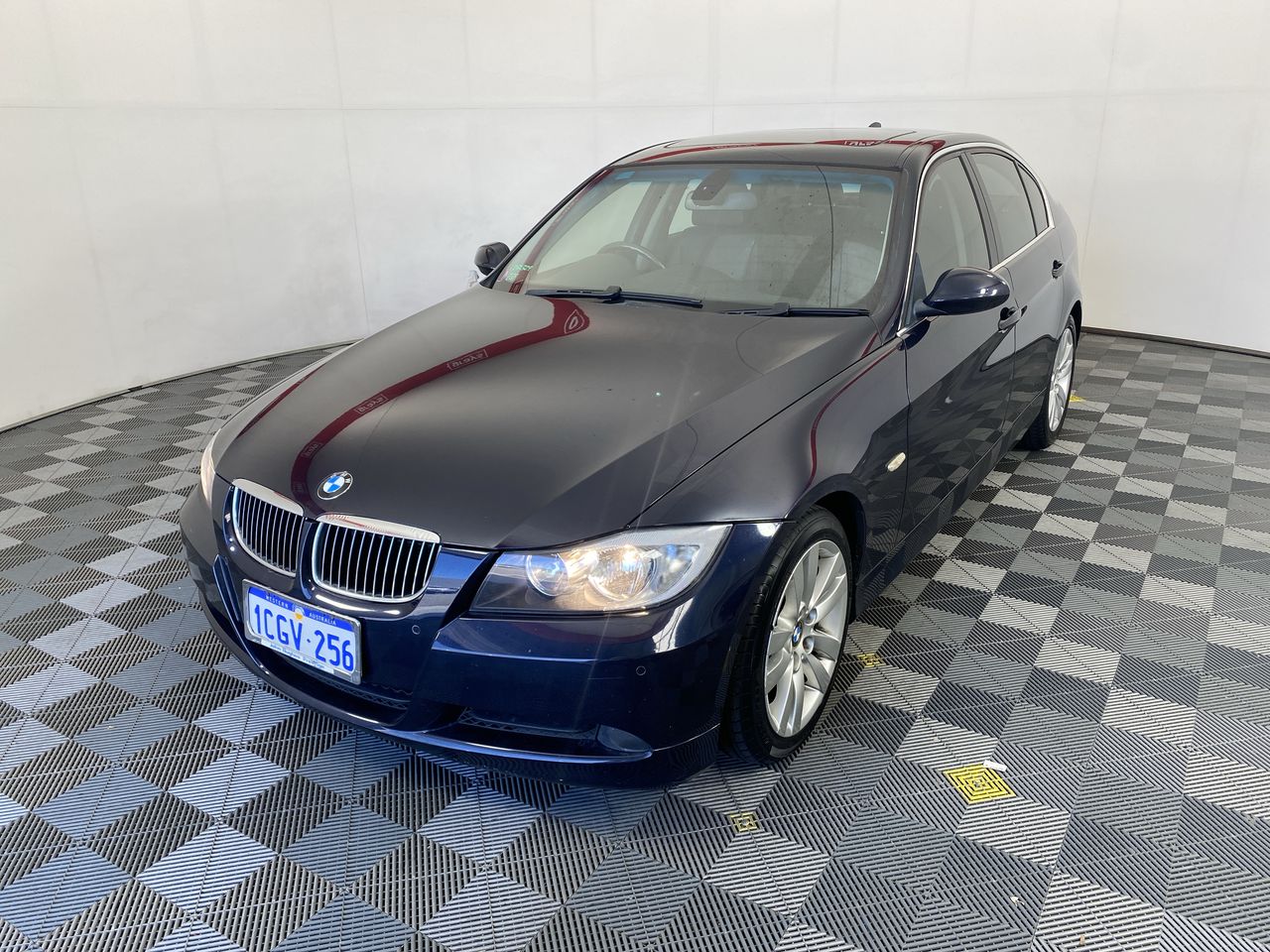 2006 BMW 323i E90 Automatic Sedan Auction (0001-9037520) | Grays Australia