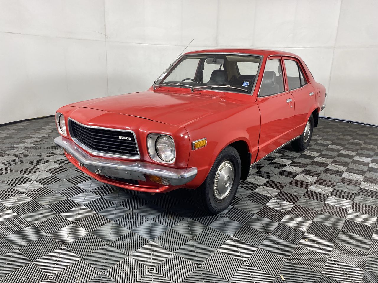 Mazda 808 Automatic Sedan (Australian Delivered) Auction (0001-50701095 ...