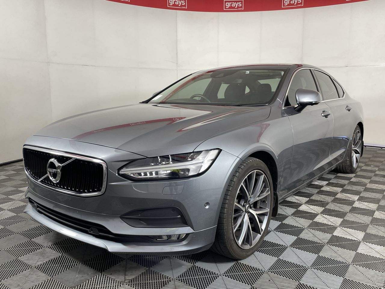 2018 Volvo S90 T5 MOMENTUM Automatic - 8 Speed Sedan