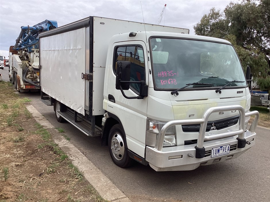 2015 Mitsubishi Canter (4 x 2) Curtainsider Rigid Truck