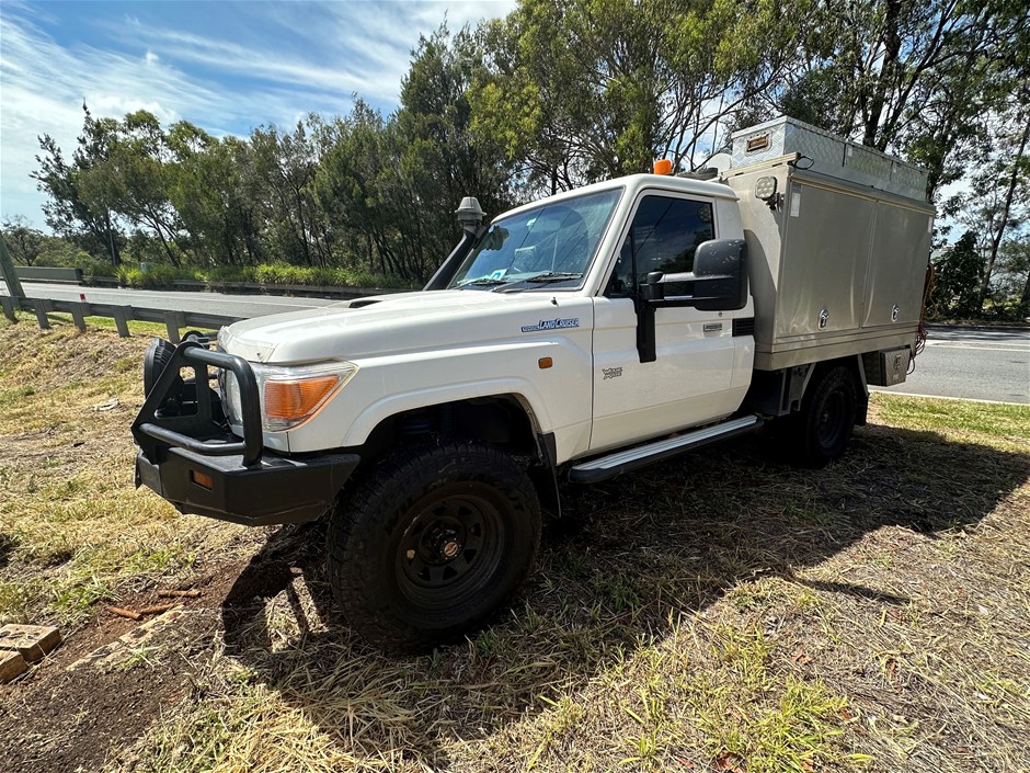 2014 Toyota Landcruiser Workmate w/ Lovells GVM Upgrade