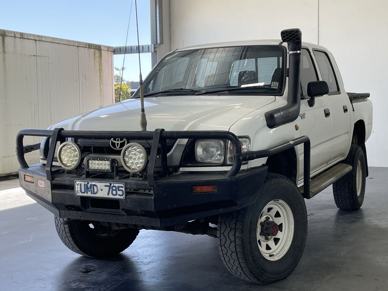 2002 Toyota Hilux (4x4) Turbo Diesel Manual
