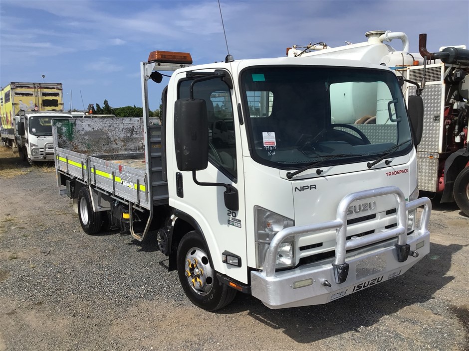 2015 Isuzu NPR Tradepack 4 x 2 Tray Body Truck
