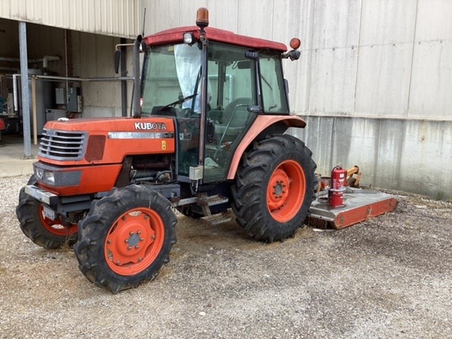 Kubota M5700 Tractor Auction 0049 8016768 Grays Australia