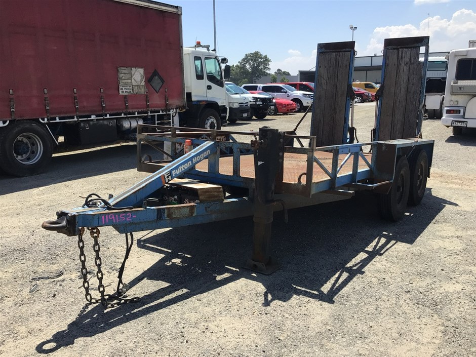 Plant Trailer, Compressor, Auger, Press & Buckets
