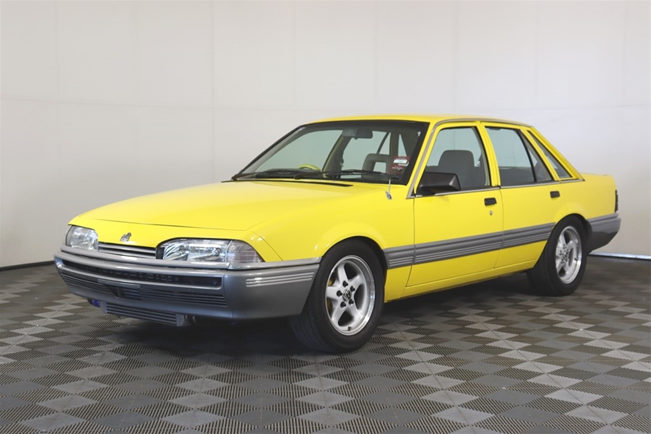 1987 Holden VL Commodore SL BT1 Factory Absinth Yellow Turbo Manual Sedan Auction (000120083127